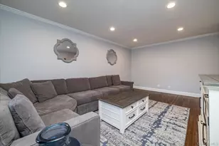 3 N Lewis Pl, Rockville Centre, NY 11570 - Photo 5