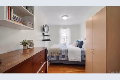 18 Edgewood Avenue, Yonkers, NY 10704 - Photo 13