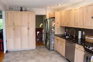 3186 Ocean Harbor Dr, Oceanside, NY 11572 - Photo 15