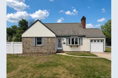 3385 Maplewood Drive S, Wantagh, NY 11793 - Photo 1