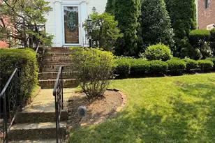 80-07 192nd St, Hollis, NY 11423 - Photo 1