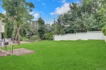 86 George Street, East Hills, NY 11577 - Photo 35