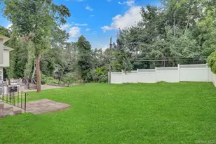 86 George St, East Hills, NY 11577 - Photo 35