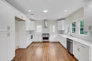 86 George St, East Hills, NY 11577 - Photo 13