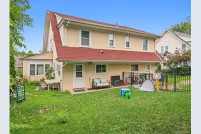 220-222 Carol Avenue, Pelham, NY 10803 - Photo 37