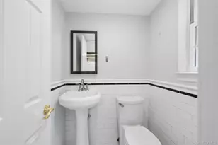 49 Old Town Ln, Huntington, NY 11743 - Photo 23