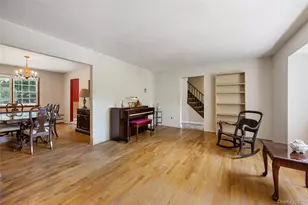 49 Old Town Ln, Huntington, NY 11743 - Photo 29