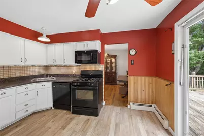 49 Old Town Lane, Huntington, NY 11743 - Photo 15