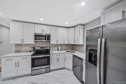 188 Frederick Avenue, Roosevelt, NY 11575 - Photo 9