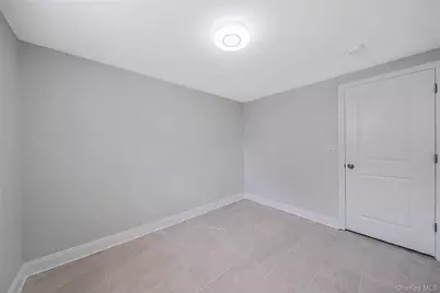 188 Frederick Avenue, Roosevelt, NY 11575 - Photo 29