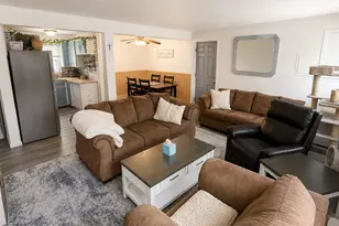 272 Davenport, Lindenhurst, NY 11757 - Photo 3