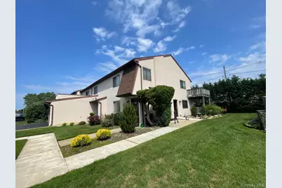 1 Anchorage Way #1501, Freeport, NY 11520 - Photo 1