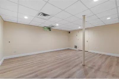 1180 E. Broadway #1, Hewlett, NY 11557 - Photo 19