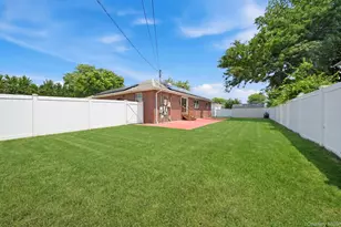 32 Lake Ave, Deer Park, NY 11729 - Photo 21