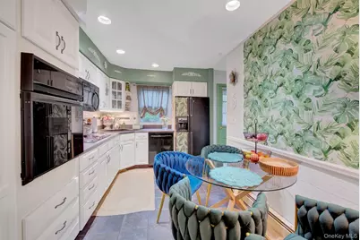 6 Hilton Court, Huntington, NY 11743 - Photo 7