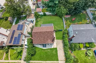 162 State St, Westbury, NY 11590 - Photo 7