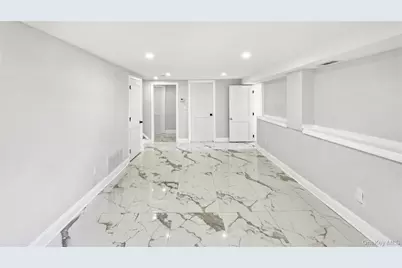 162 State Street, Westbury, NY 11590 - Photo 27