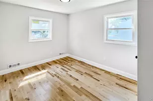 162 State St, Westbury, NY 11590 - Photo 17