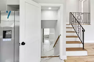 162 State St, Westbury, NY 11590 - Photo 25