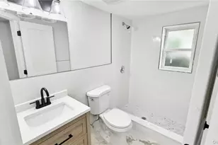 162 State St, Westbury, NY 11590 - Photo 35