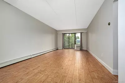 560 Halstead Avenue #2-R, Harrison, NY 10528 - Photo 3