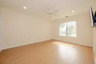 12 Stanford Ct, Wantagh, NY 11793 - Photo 11