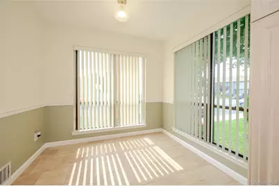 12 Stanford Court #A, Wantagh, NY 11793 - Photo 5