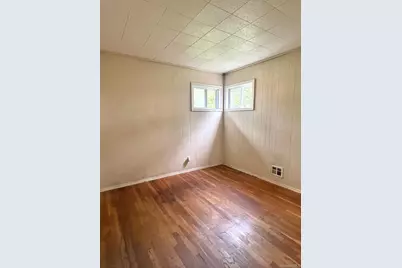 36 Orange Street, Central Islip, NY 11722 - Photo 13