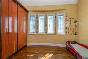 81-03 192nd St, Jamaica, NY 11432 - Photo 21