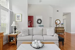 581 Leisure Dr, Ridge, NY 11961 - Photo 7