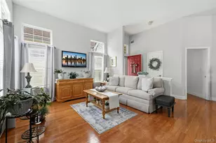 581 Leisure Dr, Ridge, NY 11961 - Photo 5