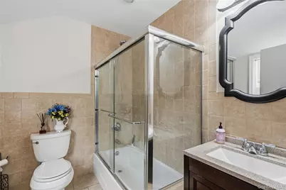19 Chestnut Street, Glen Cove, NY 11542 - Photo 17