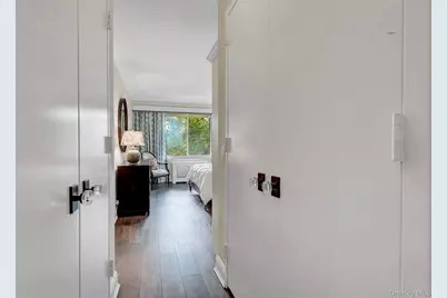 111 Cherry Valley Avenue #M18, Garden City, NY 11530 - Photo 23