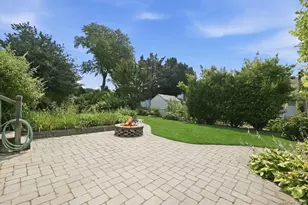 256 N Beech St, Massapequa, NY 11758 - Photo 23