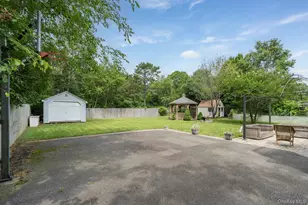 36 Balsam Dr, Medford, NY 11763 - Photo 43