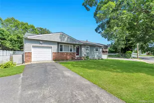 437 Commack Rd, Islip, NY 11751 - Photo 3