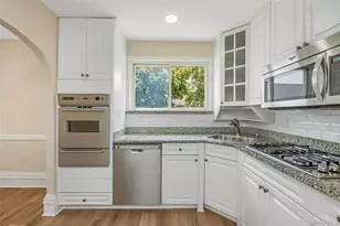 114-57 176th St, Jamaica, NY 11434 - Photo 17