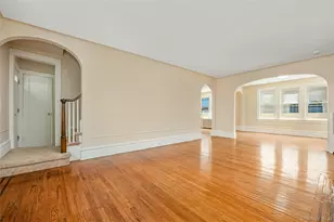 114-57 176th St, Jamaica, NY 11434 - Photo 7