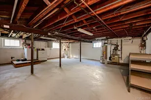 1080 Roselle Pl, Woodmere, NY 11598 - Photo 19