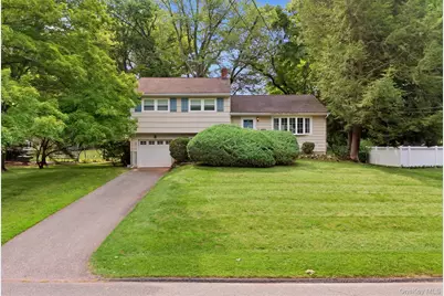 24 Marcia Lane, New City, NY 10956 - Photo 1
