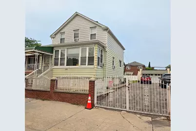 2241 Haviland Avenue, Bronx, NY 10462 - Photo 3