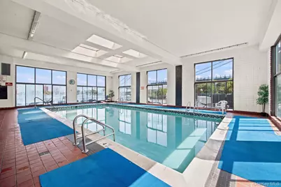 25-40 Shore Boulevard, Astoria, NY 11102 - Photo 15