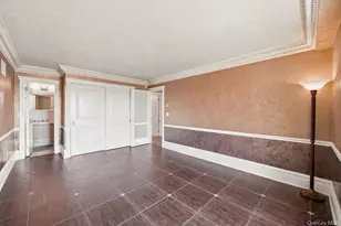 25-40 Shore Blvd, Astoria, NY 11102 - Photo 11