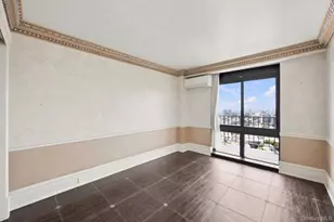 25-40 Shore Blvd, Astoria, NY 11102 - Photo 13