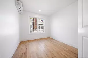 241-33 143rd Ave, Rosedale, NY 11422 - Photo 15