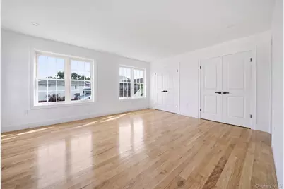 241-33 143rd Avenue, Rosedale, NY 11422 - Photo 7