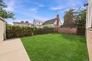 241-33 143rd Ave, Rosedale, NY 11422 - Photo 3