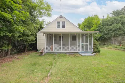22 W Crooked Hill Road, Pearl River, NY 10965 - Photo 5