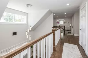 8 Hilltop Dr, Bayville, NY 11709 - Photo 23