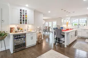 8 Hilltop Dr, Bayville, NY 11709 - Photo 13
